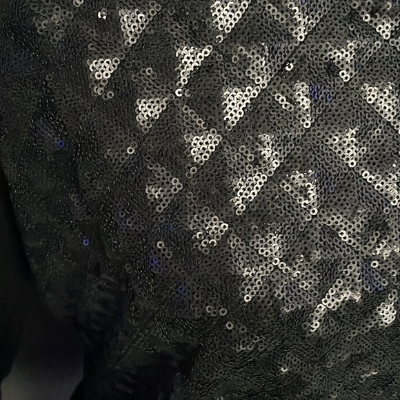 HOLLISTER California Black with Sequin Sweater Size M - Picture 2 of 8